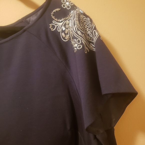 Plus size sequin crop top - Picture 2 of 4